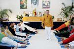 Mitarbeiter gesucht - für Yoga Vidya Bad Meinberg
