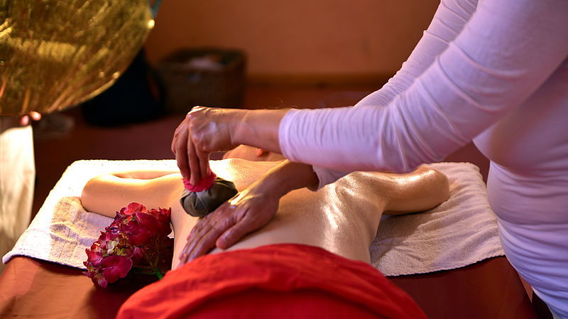 Ayurveda Massag - Yoga Vidya Bad Meinberg