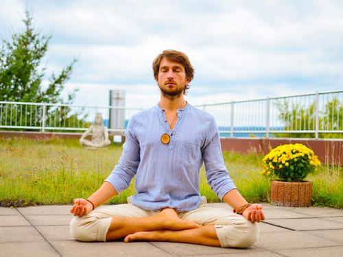 Meditation auf der Terasse des Shivalaya Shivalaya