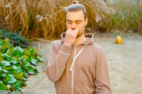 Yogatherapie und Ayurveda für die Atemwege