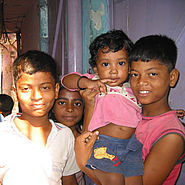 Kinder im Slum
