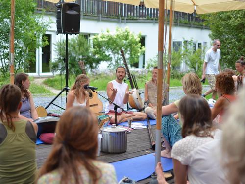 Yoga Vidya Westerwald Mantra Sommer Festival