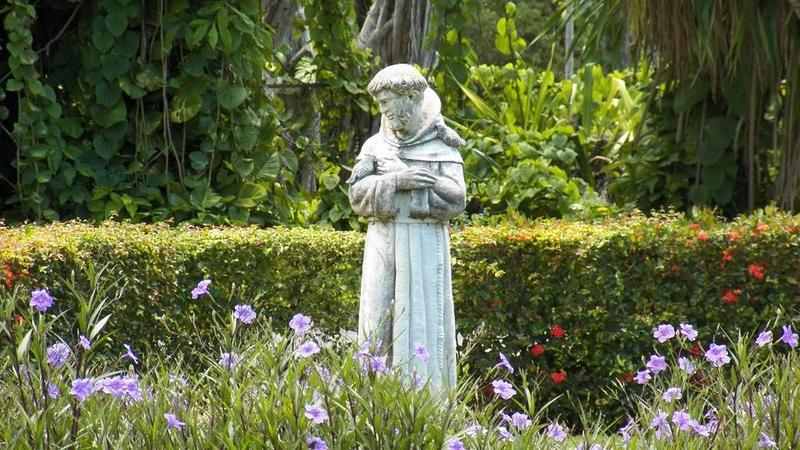 Statur des Heiligen